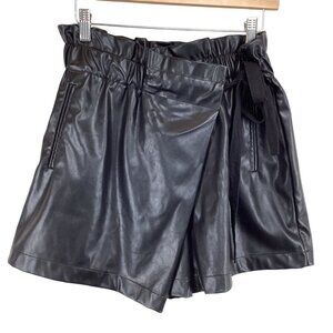Line & Dot Black Faux Leather Wrap Shorts Medium High Rise Paperbag Stretch Wais